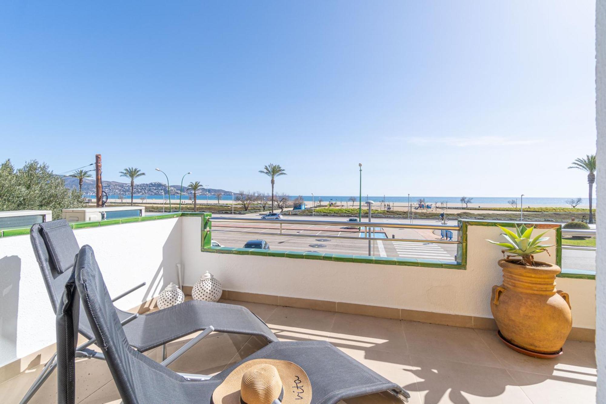 1013 Apartamento Vista Mar Con 2 Habitaciones By Homeselectspain Empuriabrava Luaran gambar