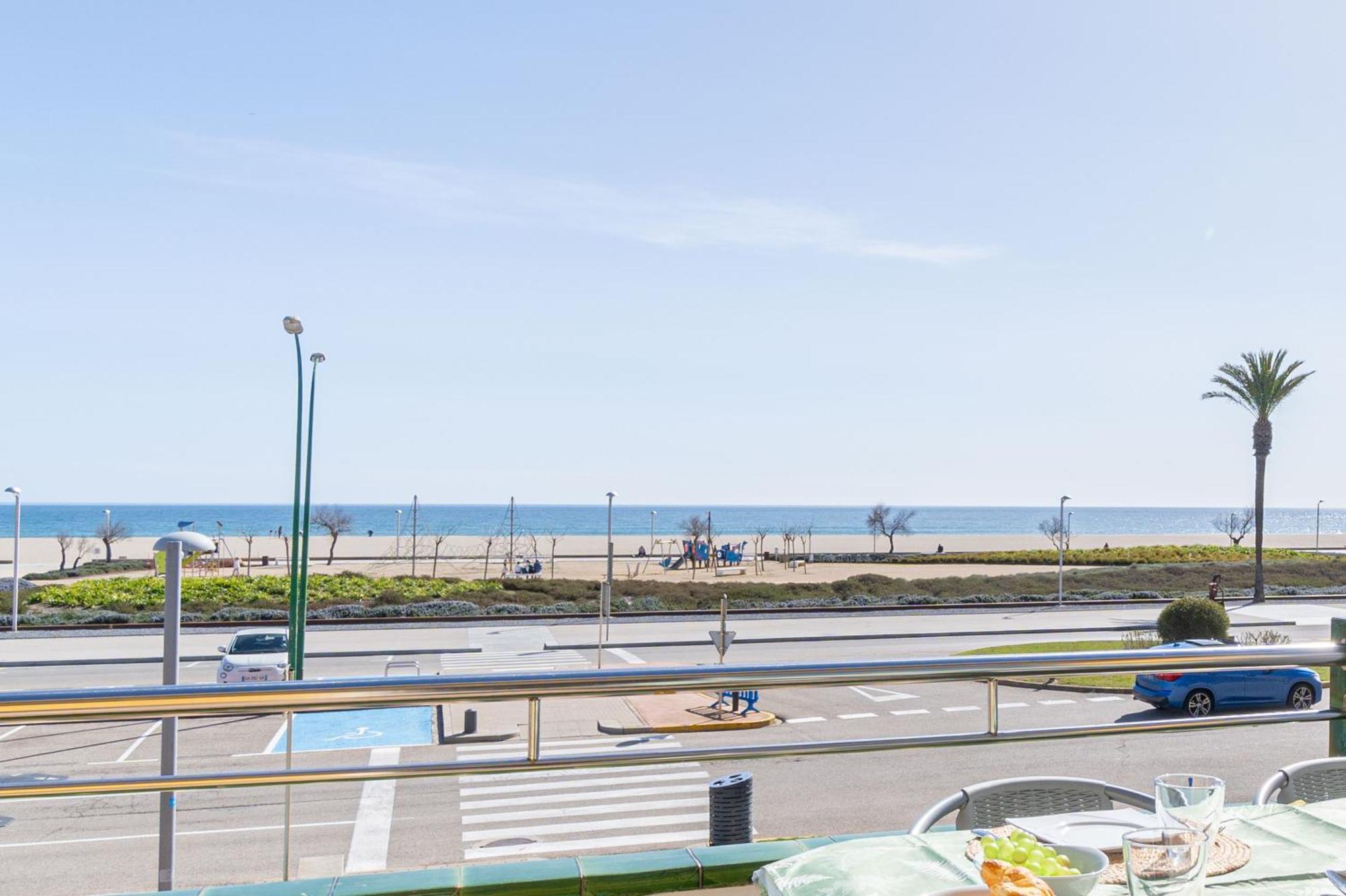 1013 Apartamento Vista Mar Con 2 Habitaciones By Homeselectspain Empuriabrava Luaran gambar